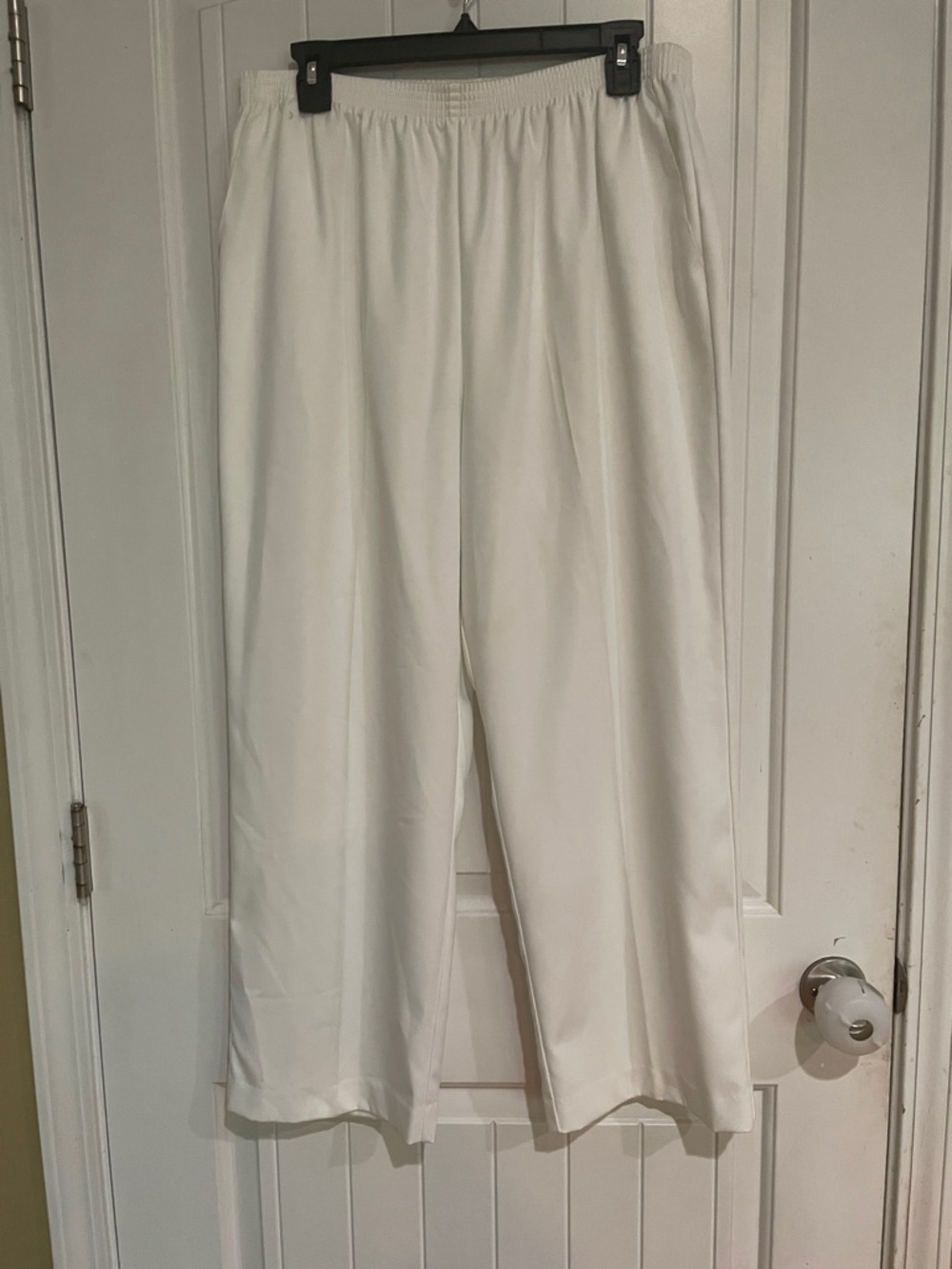 Alfred Dunner size 16 white pull on pant EUC